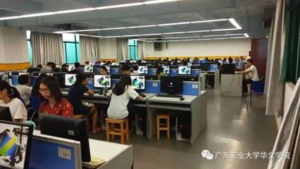 院系巡禮 | 計算機與信息工程學院 構筑數字時代的“芯”與“智”引擎